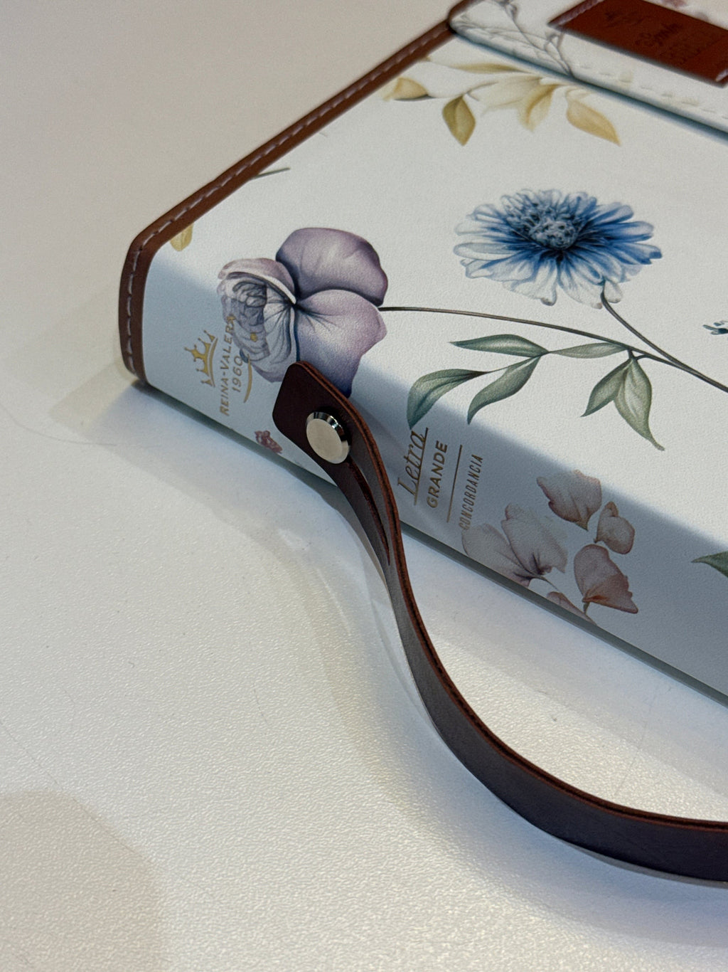 Biblia Ideal RVR1960| Delicadeza floreal